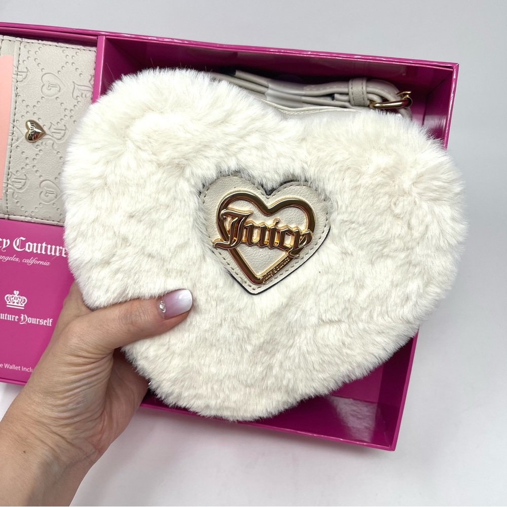 JUICY COUTURE Heart Faux Fur Crossbody Bag Angel Ivory Card Case Gift Set NWT